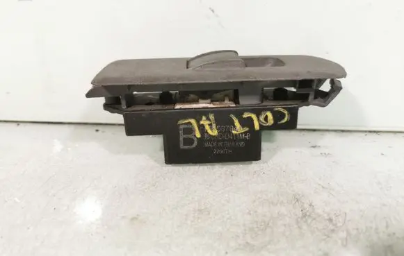 Mitsubishi Colt Electric window control switch