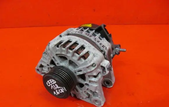KIA Ceed Generator/alternator 373002A850