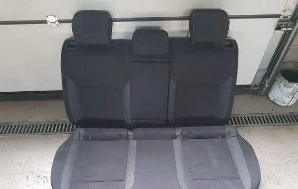 Skoda Rapid (NH) Second row seats 