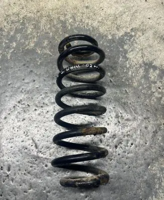 BMW 5 E39 Rear coil spring
