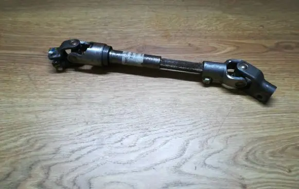 Toyota Corolla Verso AR10 Steering column universal joint 280406 0101