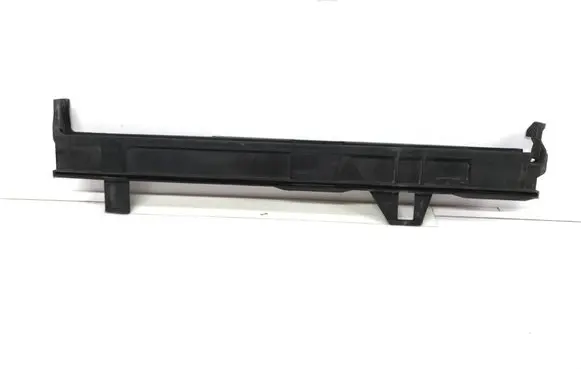 Mercedes-Benz CLA C117 X117 W117 Radiator mount bracket A2465011720