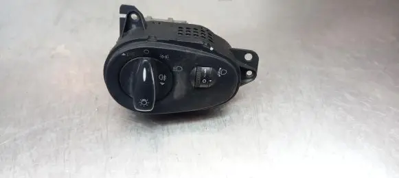 Ford Focus C-MAX Light switch