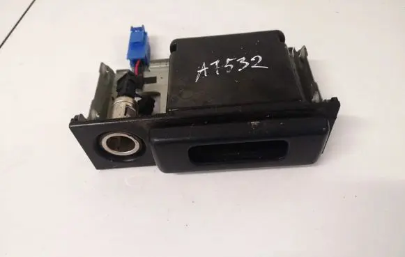 Nissan X-Trail T30 Car ashtray