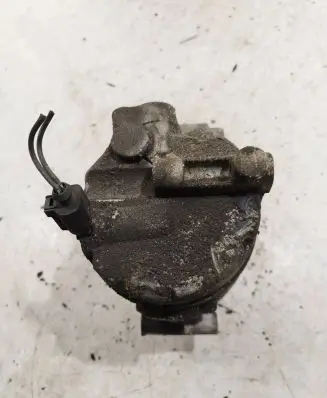 Volkswagen PASSAT B7 Air conditioning (A/C) compressor (pump)
