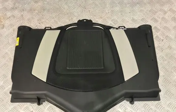 Mercedes-Benz E W212 Engine cover (trim) A1120940004