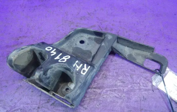 BMW X3 E83 Front bumper mounting bracket 12125310