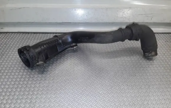 Volkswagen PASSAT B6 Intercooler hose/pipe 1K0145762CL