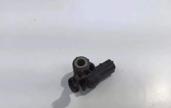 Nissan Leaf II (ZE1) Airbag deployment crash/impact sensor 985815RA0A