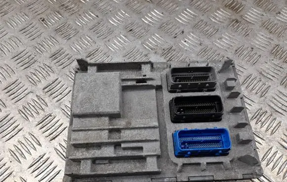 Chevrolet Camaro Engine control unit/module 12679179
