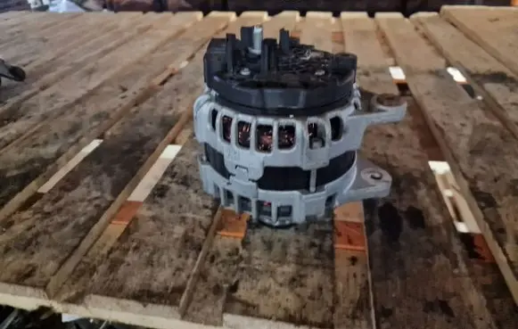 Nissan Qashqai Generator/alternator 231004BE0B