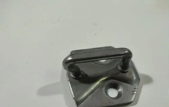 Ford Focus Front door lock loop/hook striker AM5AA21982AA