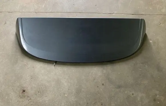 Tailgate/trunk spoiler