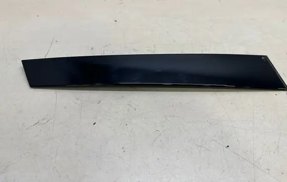 Porsche Cayenne (92A) Rear side glass trim 7P5853382A