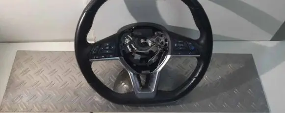 Nissan Leaf II (ZE1) Steering wheel