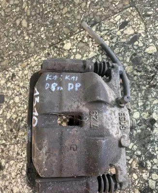 Nissan Qashqai Front brake caliper