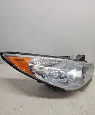 Hyundai Sonata Headlight/headlamp 921024R