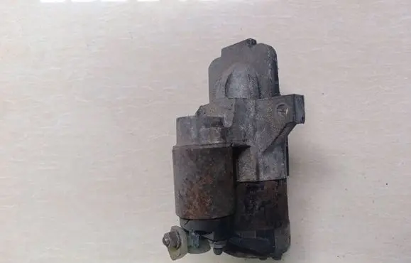 Mazda 6 Starter motor M000T90981