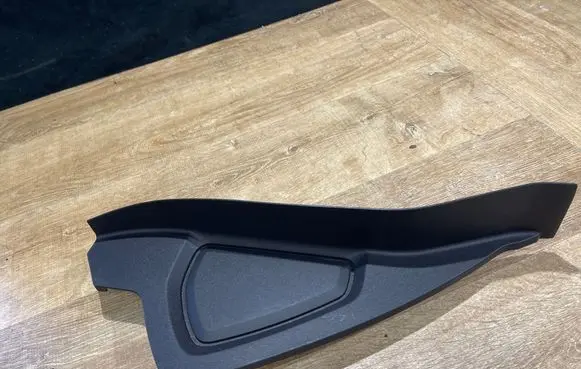 Land Rover Range Rover Velar Dashboard side end trim J8A204480BH J8A204480AH 105898429C