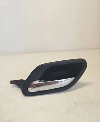 BMW 5 E39 Front door interior handle 8226049