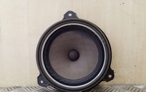 Toyota Verso Rear door speaker 861600D180 EAS16P662A9