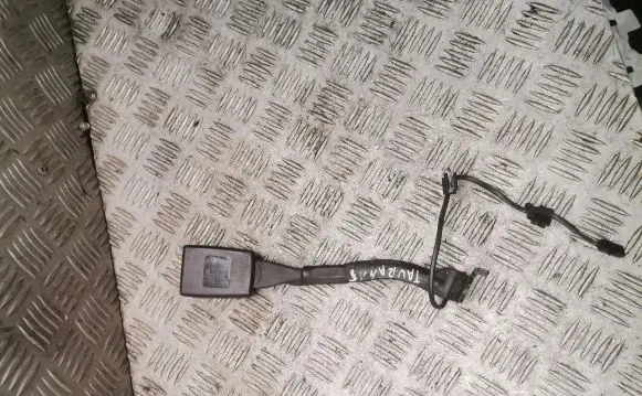 Volkswagen Touran II Front seatbelt buckle 1t1857755e