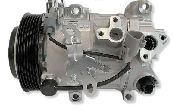 Toyota RAV 4 (XA40) Air conditioning (A/C) compressor (pump) 883100R050 8832042140