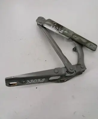 Cadillac CTS Tailgate/trunk/boot hinge 15520647