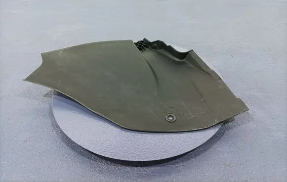 BMW 7 G11 G12 Wiper trim 7357239
