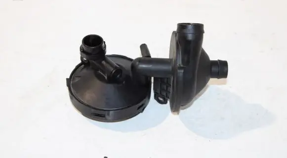 BMW 3 E46 Oil breather separator 7501566