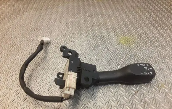 Lexus RX 330 - 350 - 400H Cruise control switch