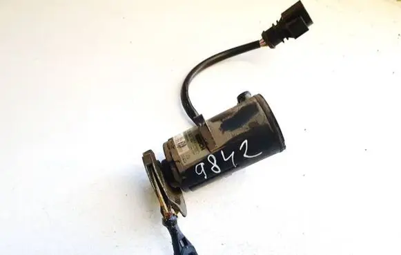 Volkswagen PASSAT B4 Accelerator throttle pedal 0205001037 3a1721568b