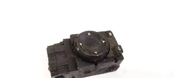 Volkswagen PASSAT B5 Wing mirror switch 