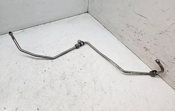 Volkswagen Tiguan Turbo turbocharger oiling pipe/hose
