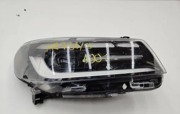 Toyota ProAce City Headlight/headlamp 5675676