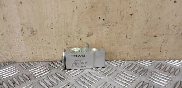 Air conditioning (A/C) expansion valve