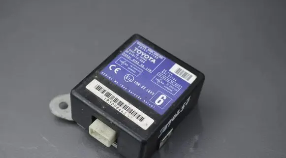 Toyota Prius (XW20) Door control unit/module 8974147100