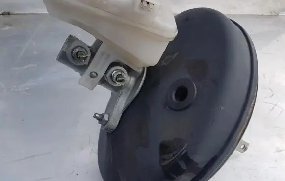 Toyota Aygo AB40 Brake booster 0204051598 47200-0H040-A