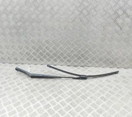 Volkswagen PASSAT CC Windshield/front glass wiper blade 3C8955410C
