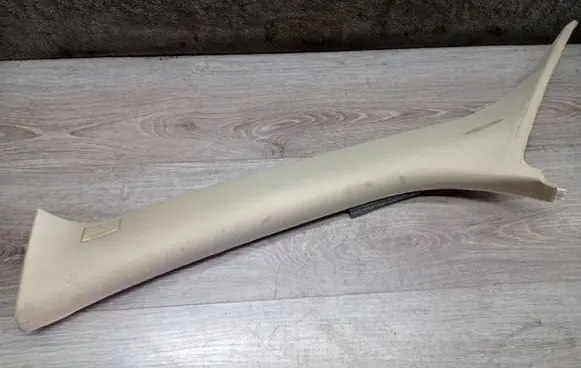 Volvo V70 (A) pillar trim
