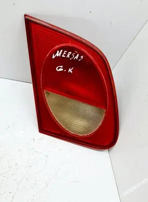 Mercedes-Benz E W210 Tailgate rear/tail lights
