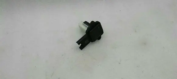 BMW 6 E63 E64 Mass air flow meter 7551638