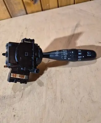 Toyota Corolla E120 E130 Wiper control stalk 173647