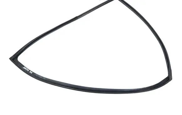 Toyota Highlander XU50 Rubber seal front door window/glass 