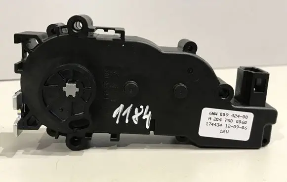 Mercedes-Benz ML W166 Tailgate boot lock/latch motor A2047500060 6NW00942400