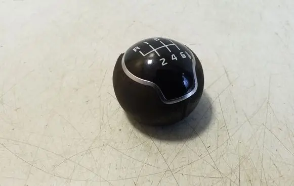 KIA Soul Gear lever shifter trim leather/knob 