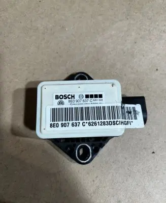 Audi A4 S4 B7 8E 8H ESP acceleration yaw rate sensor 8E0907637C