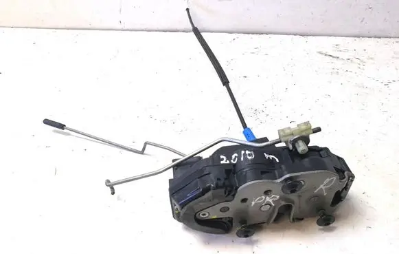 Opel Astra J Front door lock
