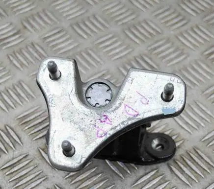 Mercedes-Benz C W205 Front door upper hinge A046572