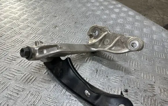 Renault Arkana Front subframe 548519790R